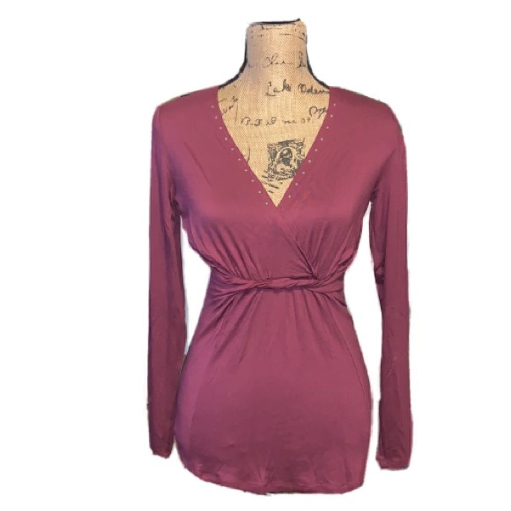 NWT Vertigo Paris Merlot top size M